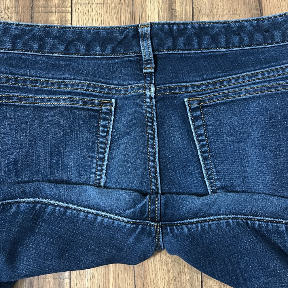 Banana Republic Women’s Dark Wash Jeans - Picture 6 of 6